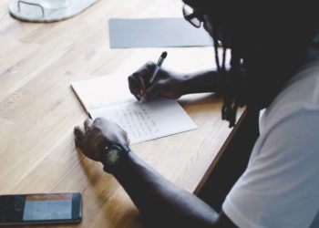 Médias : pourquoi les Africains doivent reprendre la plume