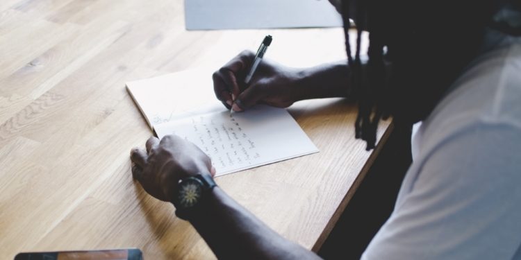 Médias : pourquoi les Africains doivent reprendre la plume