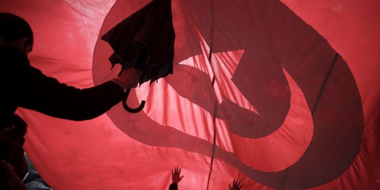 La Tunisie, crise politique ou tango au bord du gouffre ?