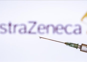 Covid-19 : mais quel est le problème avec le vaccin AstraZeneca ?