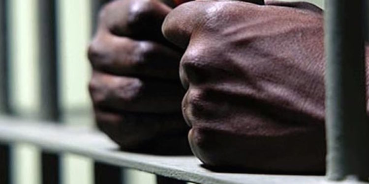 Atteinte à la sûreté de l’Etat et terrorisme… ou comment faire taire les opposants