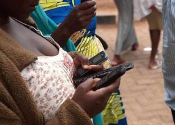 Mais pourquoi les dirigeants africains coupent-ils internet ?