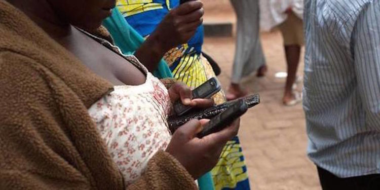 Mais pourquoi les dirigeants africains coupent-ils internet ?