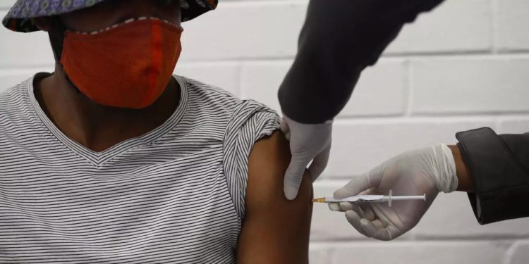 En Afrique, le casse-tête de la suspension du vaccin AstraZeneca