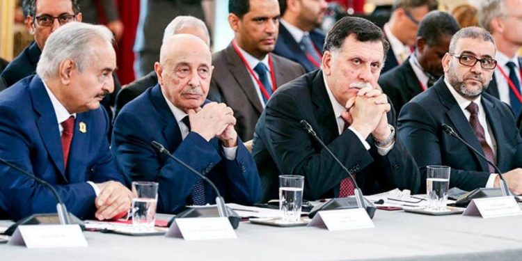 Libye : combien de temps peut tenir le nouveau gouvernement ?