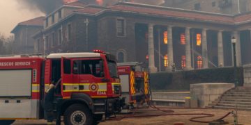 Afrique du Sud : fournaise à l’UCT, les trésors de la bibliothèque en cendres