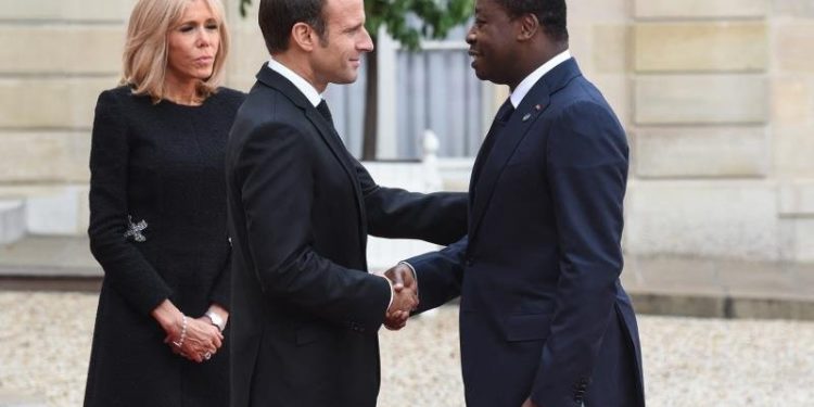 Pourquoi Emmanuel Macron sort-il le Togo du placard ?