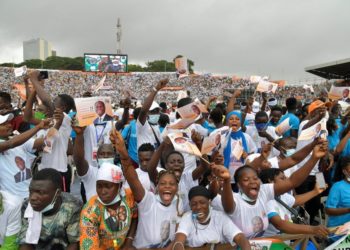 En Côte d’Ivoire, contestation sur Facebook des mesures anti-Covid-19