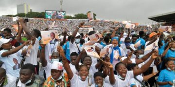 En Côte d’Ivoire, contestation sur Facebook des mesures anti-Covid-19