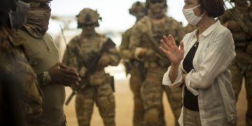 Au Mali, Florence Parly rate totalement son opération rachat