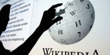 Sur Wikipédia, on trouve plus d’informations sur Paris que sur l’Afrique