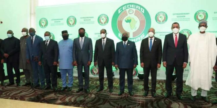 Le Mali suspendu de la CEDEAO, pas de sanctions