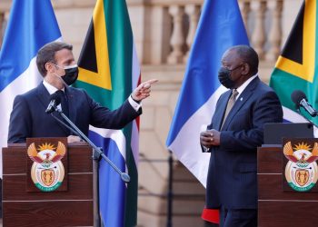Macron en Afrique du Sud : la platitude à l’ère de la Covid-19