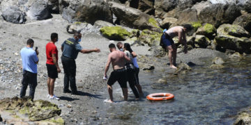 Maroc : pourquoi des mineurs traversent-ils la mer à la nage ?