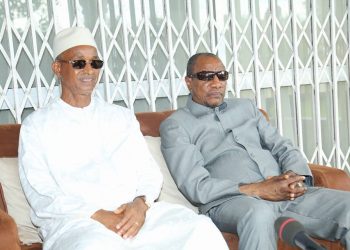Guinée : Alpha Condé abdique sur la question des prix des carburants