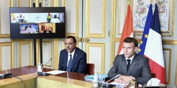 Macron annonce la fermeture de trois bases militaires au Mali