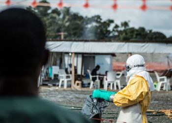 Pourquoi la population a-t-elle résisté aux mesures contre le virus Ebola en RDC ?