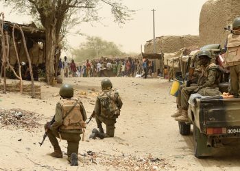 Deux jours après une attaque terroriste, le Mali compte ses morts
