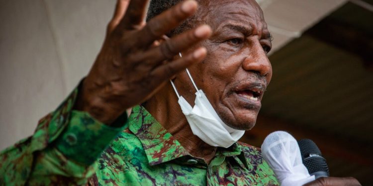 Après le coup d’Etat en Guinée, quel sort sera réservé à Alpha Condé ?