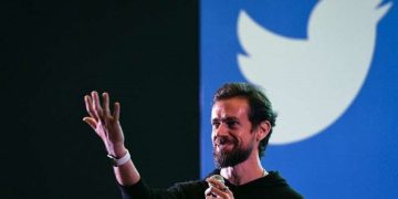 Twitter censure les régimes ougandais et tanzanien