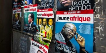 Mali : l’expulsion du journaliste de Jeune Afrique est-elle justifiée ?