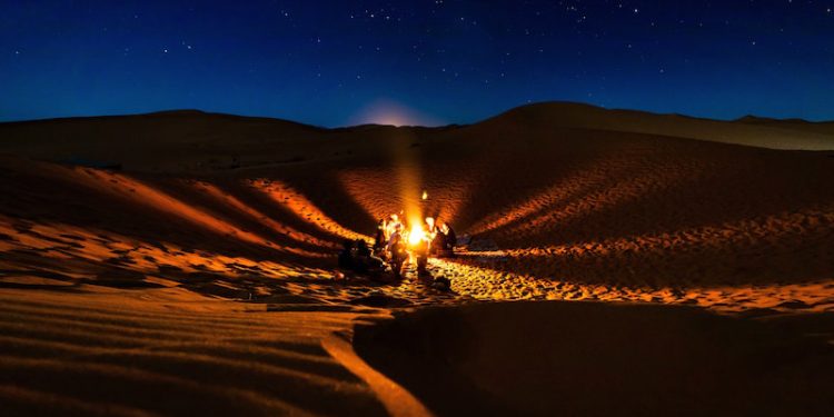 Pourquoi fait-il froid la nuit dans les déserts chauds ?