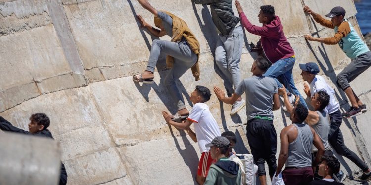 Ceuta et Melilla, pièges à migrants entre le Maroc et l’Espagne