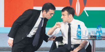 Emmanuel Macron et l’Afrique : on prend les mêmes et on recommence ?