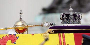 L’Afrique du Sud réclame la restitution du diamant du sceptre royal britannique