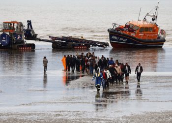 Envoi de migrants au Rwanda : quand le Royaume-Uni bafoue le droit d’asile