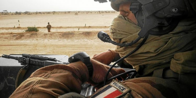 Les troupes françaises invitées à quitter le Burkina Faso ?
