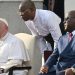 Le pape François dénonce le « colonialisme économique » en Afrique