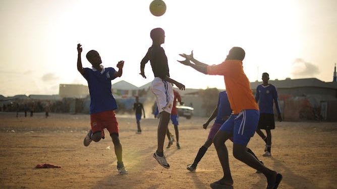 Comment les footballeurs africains se battent pour s’intégrer et réussir en Europe