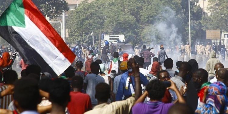 125 morts depuis le coup d’État : le régime soudanais peut-il tenir ?