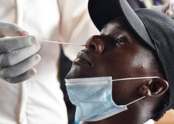 Le Cameroun abuse-t-il des tests PCR ?