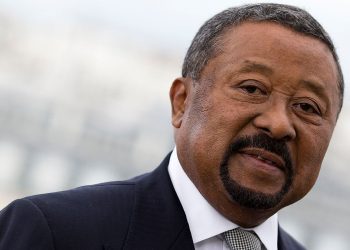 Gabon : à l’approche de la présidentielle, Jean Ping recouvre ses droits