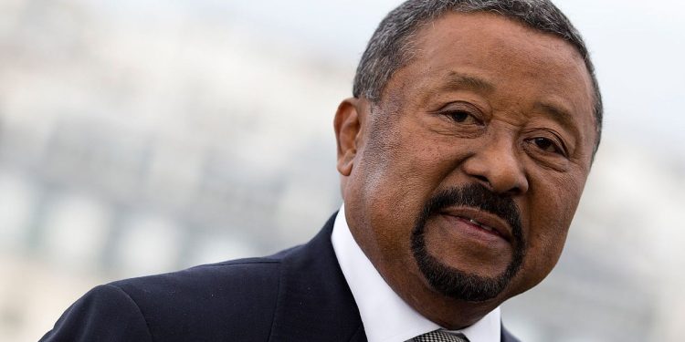 Gabon : à l’approche de la présidentielle, Jean Ping recouvre ses droits
