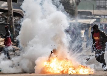 Face à la contestation, le Kenya veut encore durcir le ton