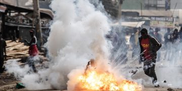 Face à la contestation, le Kenya veut encore durcir le ton