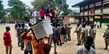 Au Gabon, un black-out qui fragilise la démocratie