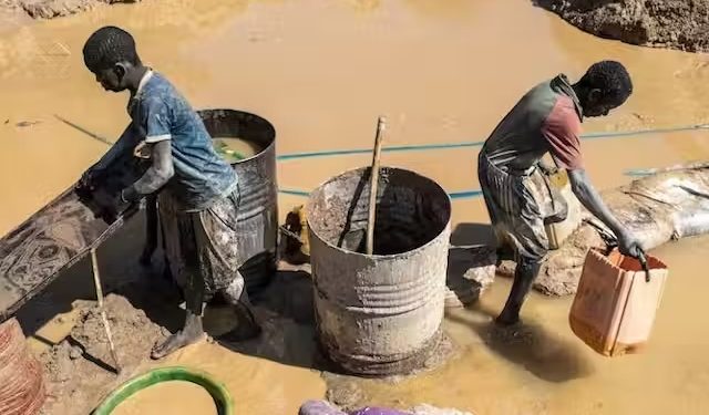 Sénégal : petits exploitants d’or et mercure toxique, comment réduire les dégâts ?