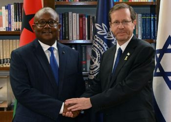 Visite en Israël : Embalò à contre-sens de l’Histoire