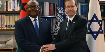 Visite en Israël : Embalò à contre-sens de l’Histoire