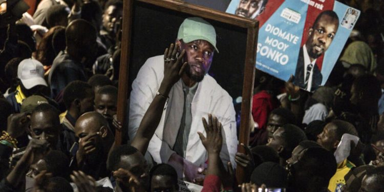 Au Sénégal, le raz-de-marée Bassirou Diomaye Faye