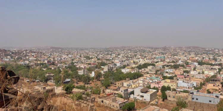 À la Une: le samedi noir qui a fait basculer le Mali image principale