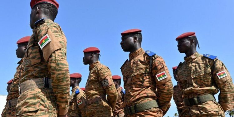 Burkina Faso: le gouvernement annonce la création d'une nouvelle réserve militaire «pour défendre la patrie» image princ