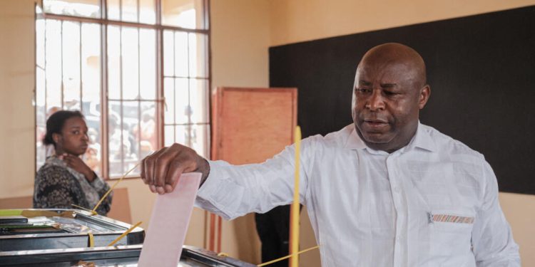 Burundi: sans surprise, le président burundais investi par son parti pour l'élection présidentielle de 2027 image princi