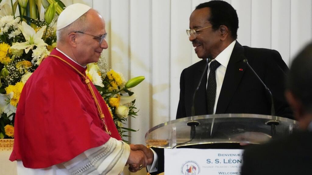 Cameroun: arrivé à Yaoundé, le pape Léon XIV appelle à «briser les chaînes de la corruption» image principale Cameroun: arrivé à Yaoundé, le pape Léon XIV appelle à «briser les chaînes de la corruption» image principale