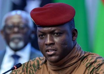 Des archivistes citoyens documentent les disparitions forcées au Burkina Faso image principale