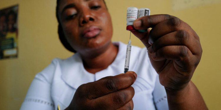 Le Ghana refuse un accord de santé avec les États-Unis sur fond de tensions autour des données image principale